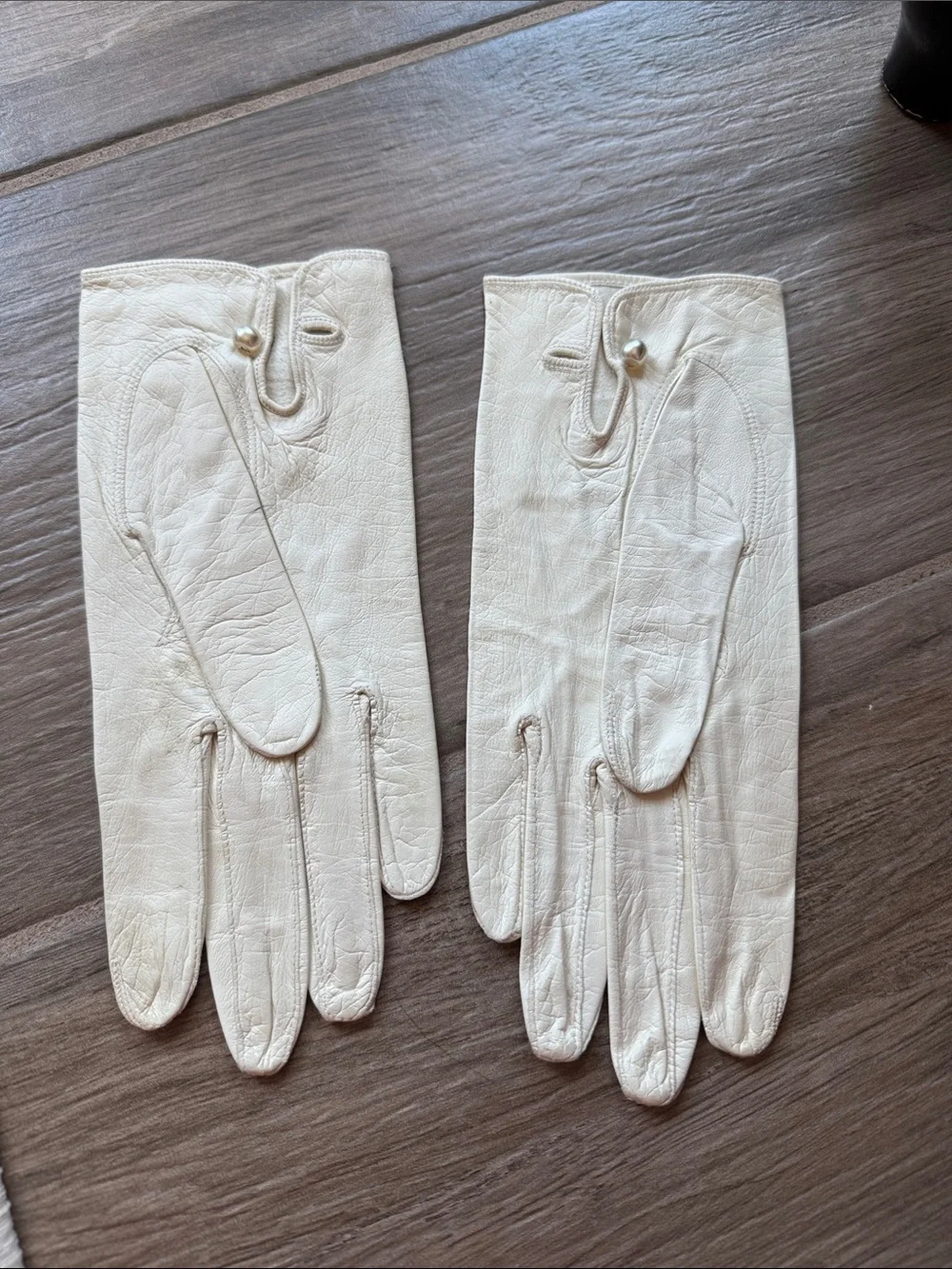 Vintage leather gloves made in West Germany